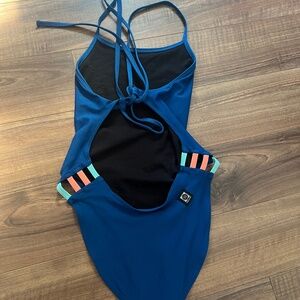 JOLYN size 28 Gavin one piece